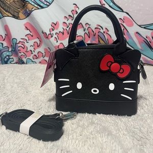 💖Hello Kitty Black Mini Purse BNWT